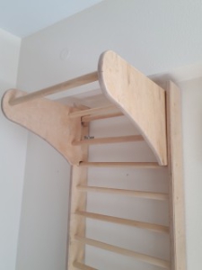 Pievilkšanās stienis zviedru sienai