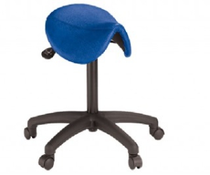 Sedlveida krēsls (Saddle)